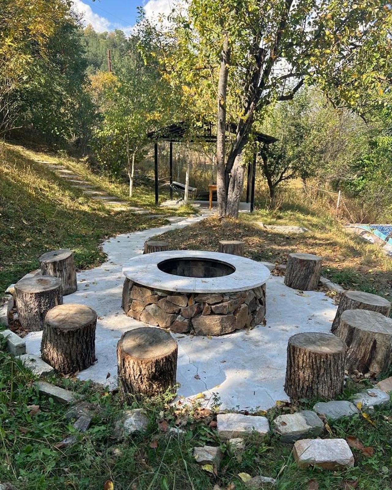 Dilijan Duplex Villa Luaran gambar